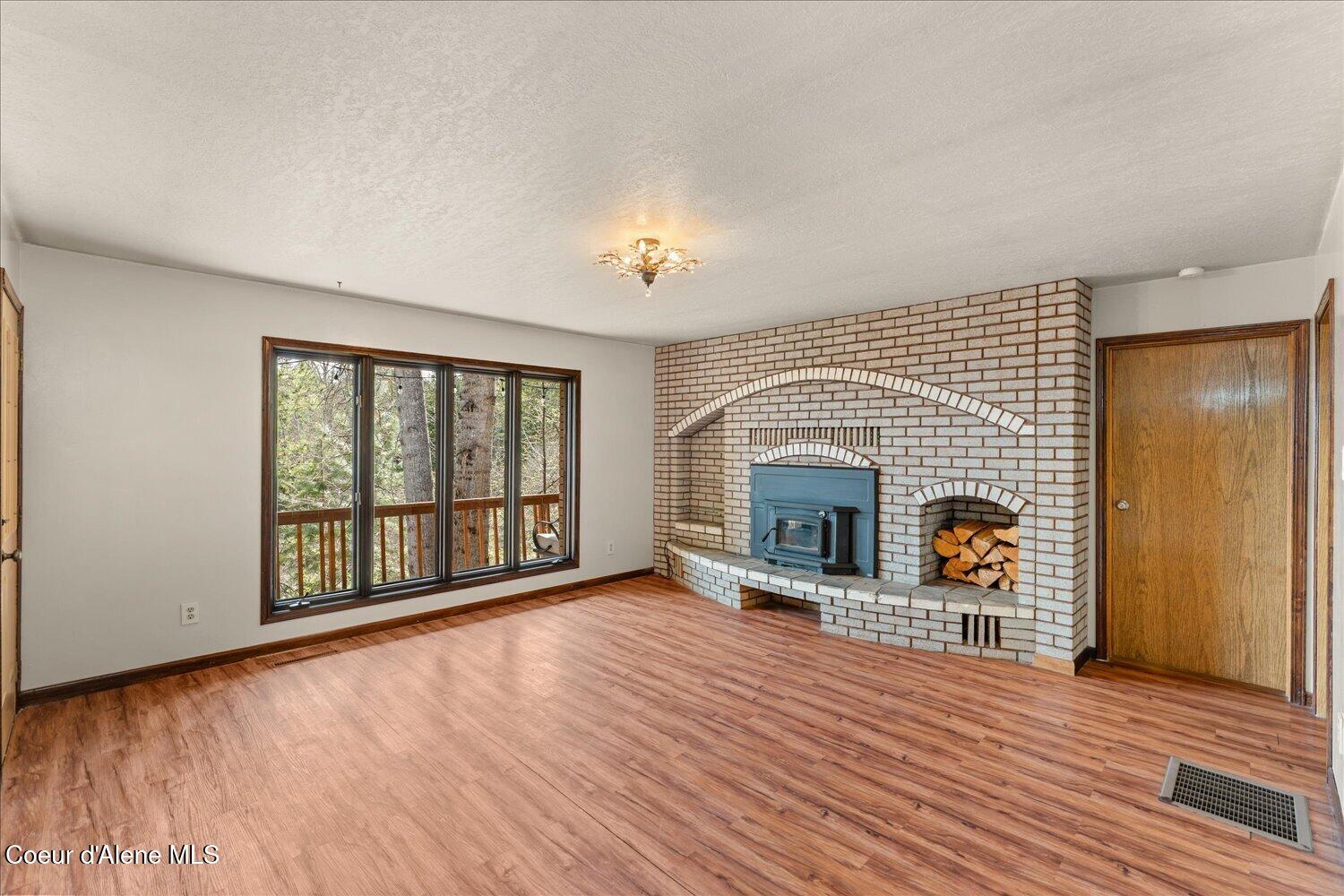 2872 Hoodoo Mountain