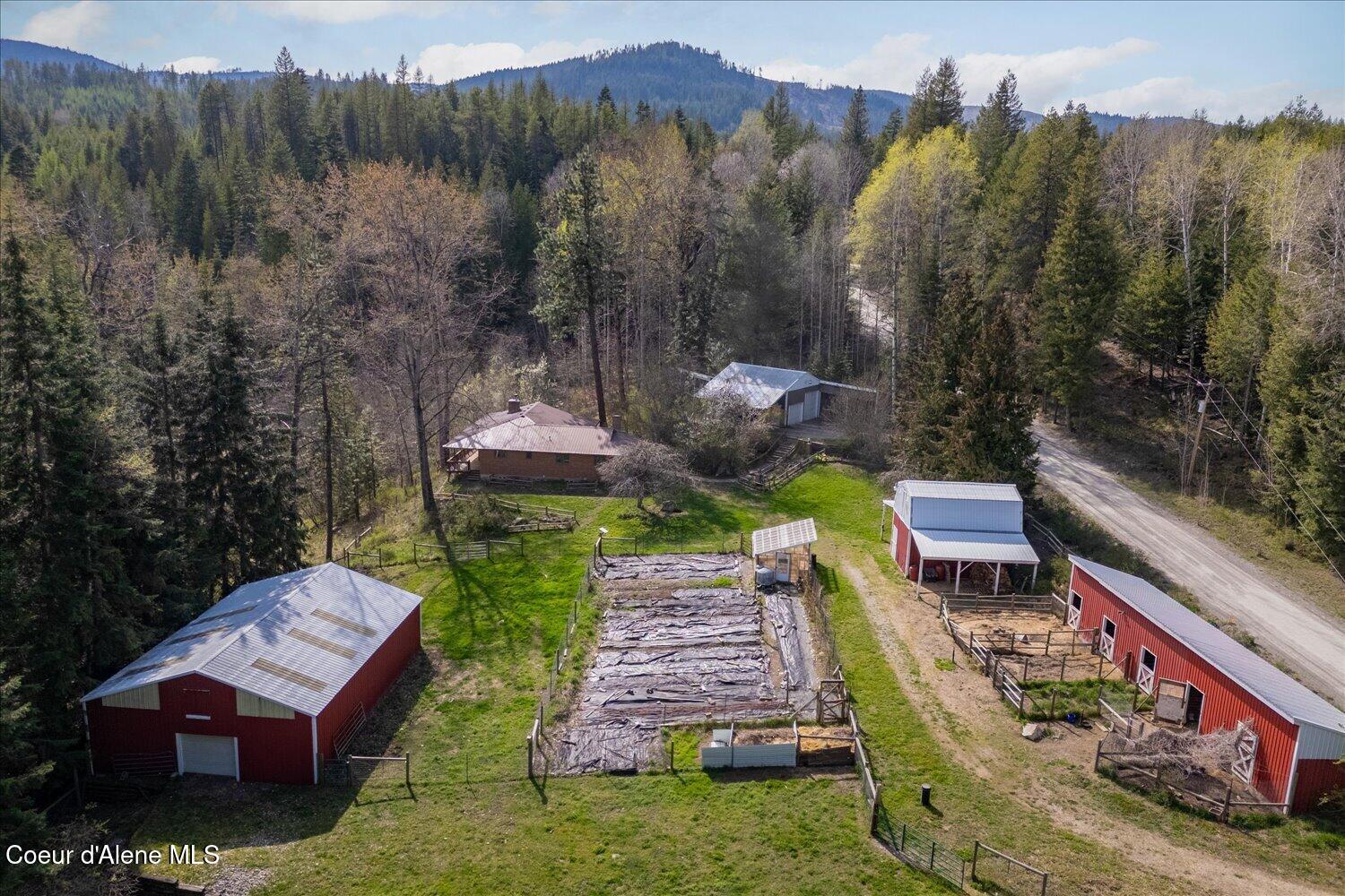 2872 Hoodoo Mountain