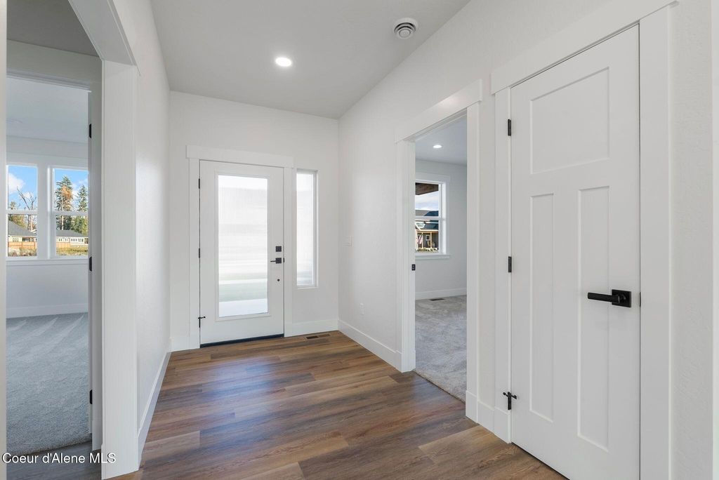 Photo of 2057 Aspen, Sandpoint, ID 83864 (MLS # 25-11012)