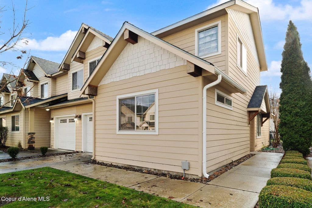 Photo of 1124 WILLOW LAKE Lake, Coeur dAlene, ID 83815 (MLS # 25-11560)