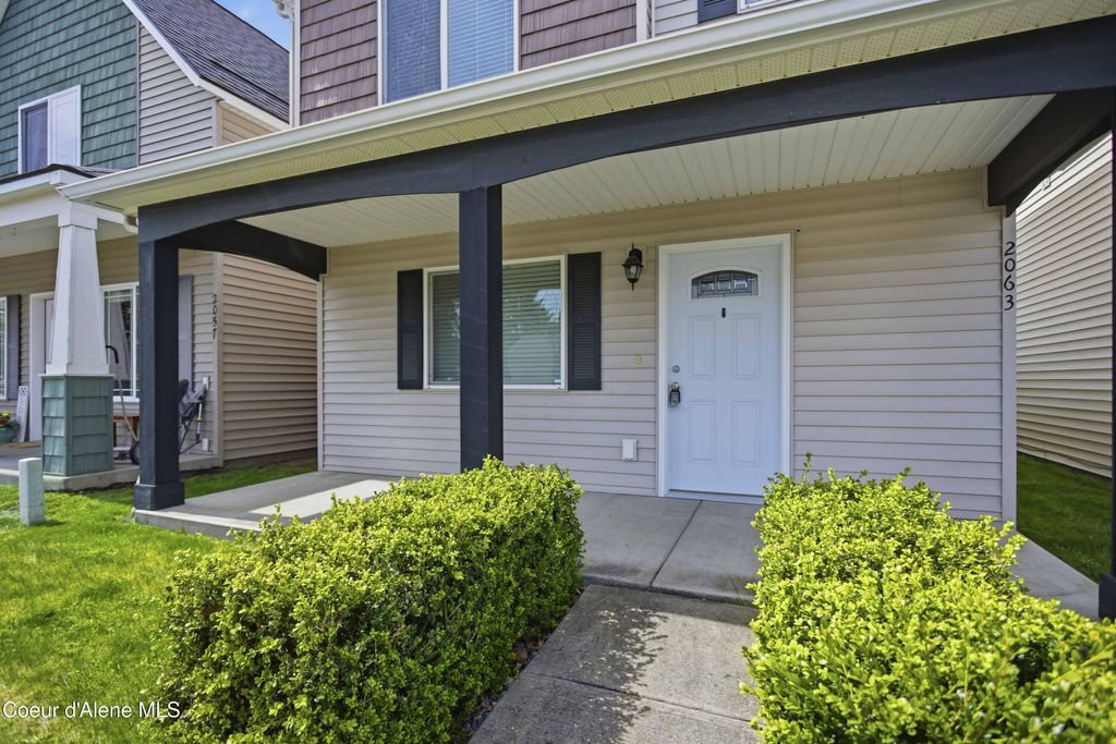 Photo of 2063 Cruze St, Post Falls, ID 83854 (MLS # 26-3811)