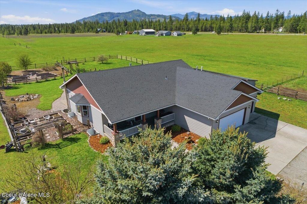 Photo of 222 Remington Rd, Athol, ID 83801 (MLS # 26-4347)