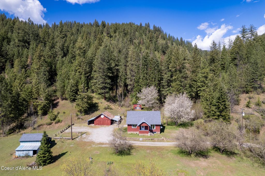 Photo of 204 Nuchols Gulch RD, Osburn, ID 83849 (MLS # 26-4494)
