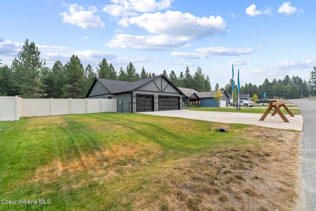 Photo of 936 Valley St, Oldtown, ID 83822 (MLS # 26-1393)