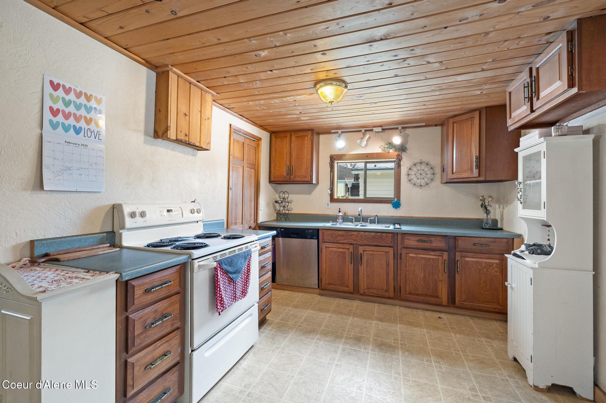 329 S Florence Ave, Sandpoint, Idaho image 16