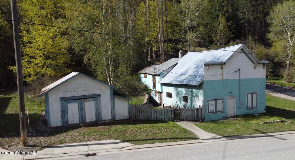 Photo of 640 Main St, Kellogg, ID 83837 (MLS # 26-1174)