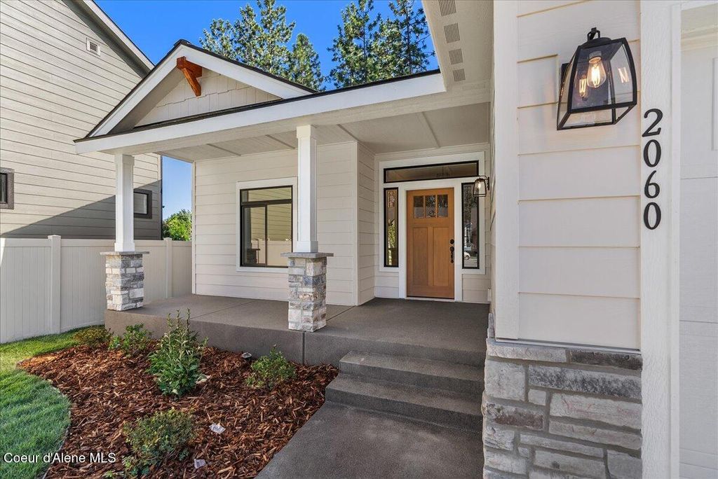 Photo of 2060 Plaza Ct. Ct, Post Falls, ID 83854 (MLS # 25-10275)
