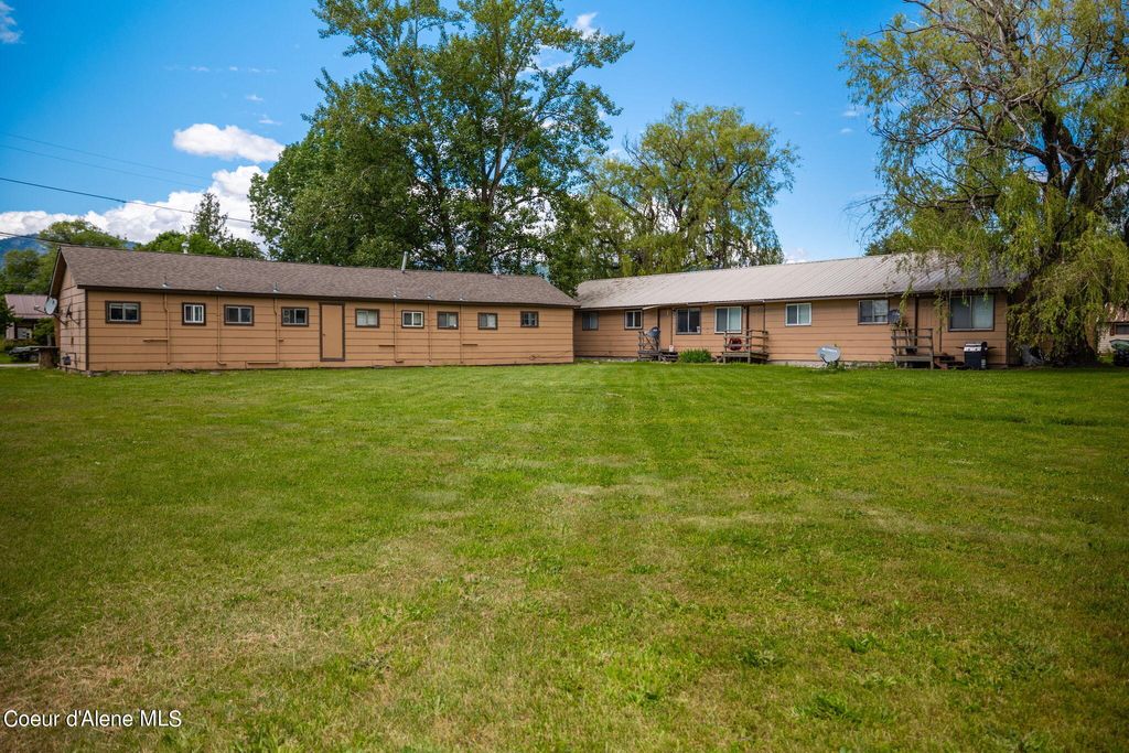 Photo of 105-109 E 1st Ave, Kootenai, ID 83840 (MLS # 24-6653)