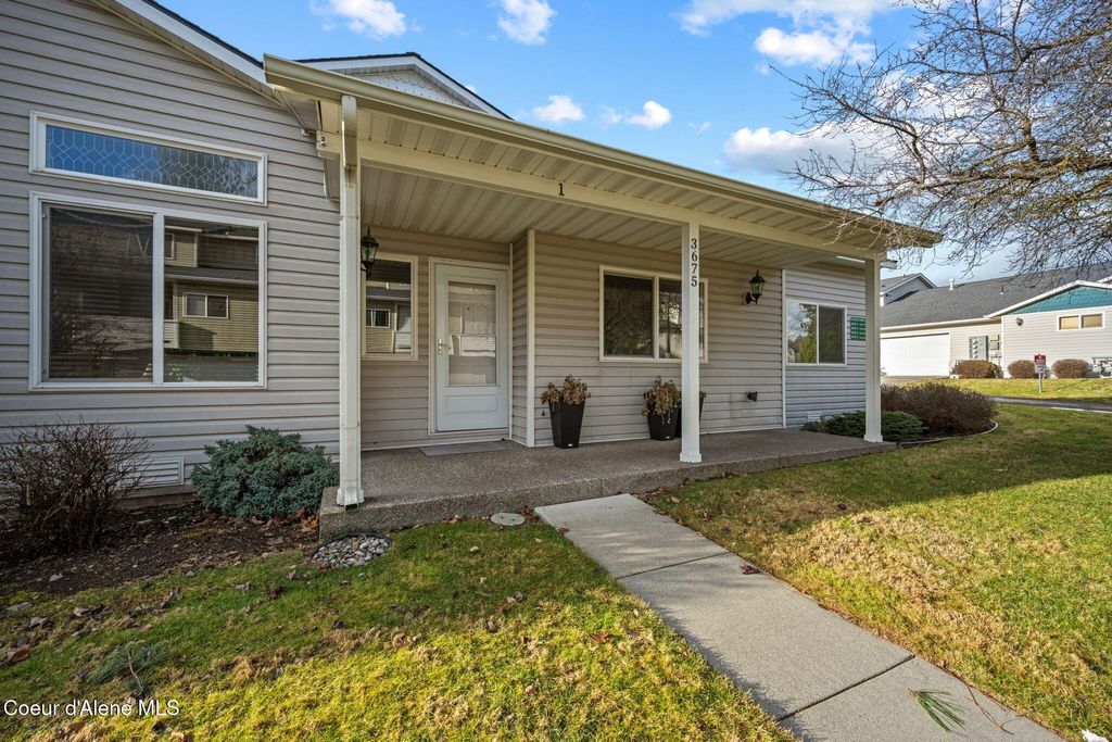 Photo of 3675 Scotch Pine Pine #APT 1, Coeur dAlene, ID 83815 (MLS # 26-309)