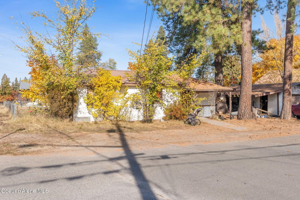 Photo of 353 4th ST, Priest River, ID 83856 (MLS # 26-10435)