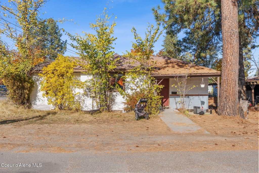 Photo of 353 4th ST, Priest River, ID 83856 (MLS # 26-10435)