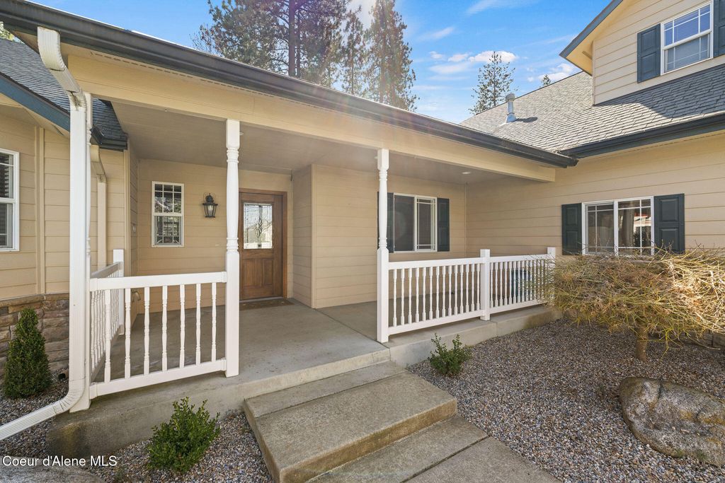 Photo of 1936 Preakness Ave, Coeur dAlene, ID 83815 (MLS # 26-3345)