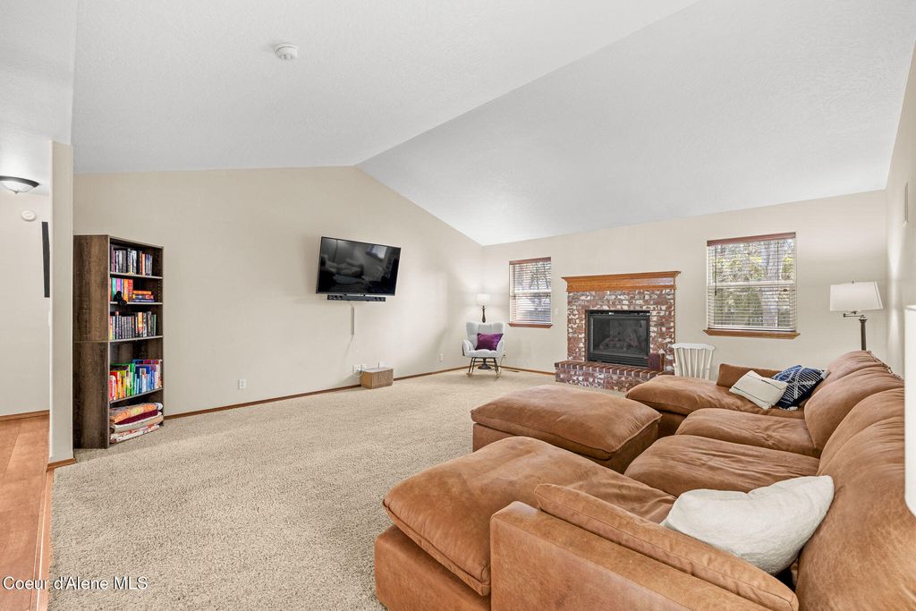 Photo of 1936 Preakness Ave, Coeur dAlene, ID 83815 (MLS # 26-3345)