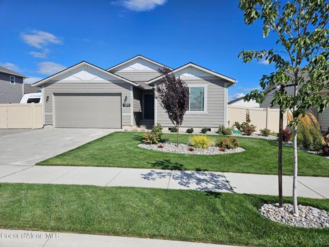 Photo of 10138 BELGRAVE Loop, Hayden, ID 83835 (MLS # 26-2722)