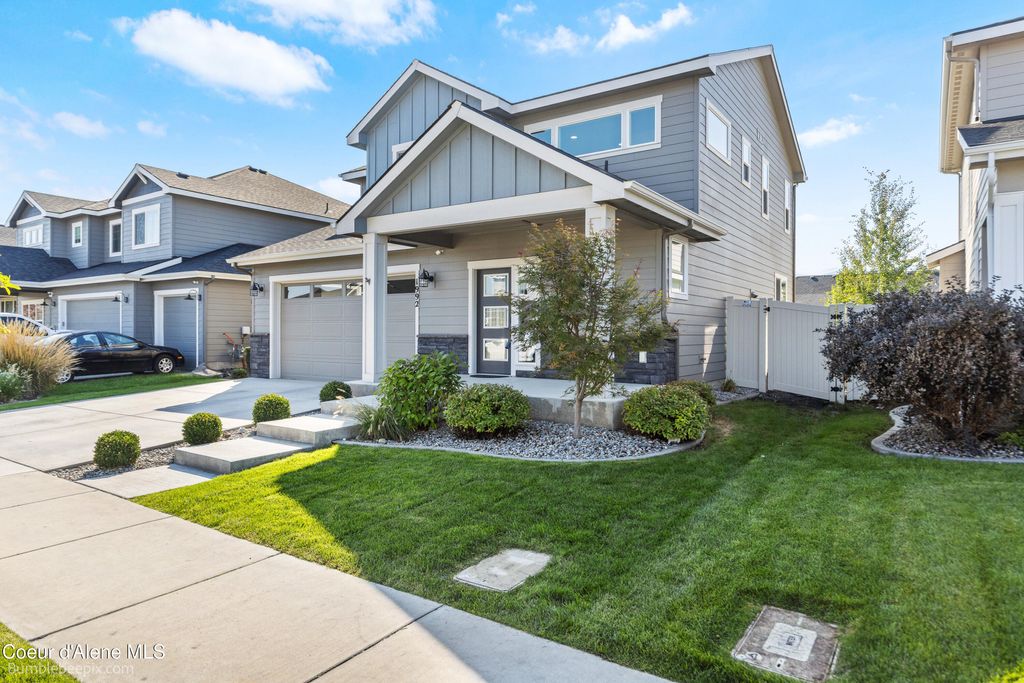 Photo of 1992 MALAD Ave, Post Falls, ID 83854 (MLS # 25-9732)