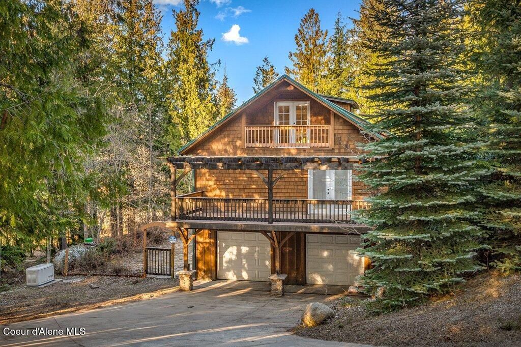 Photo of 1147 Wooded Acres Dr, Sagle, ID 83860 (MLS # 26-3329)