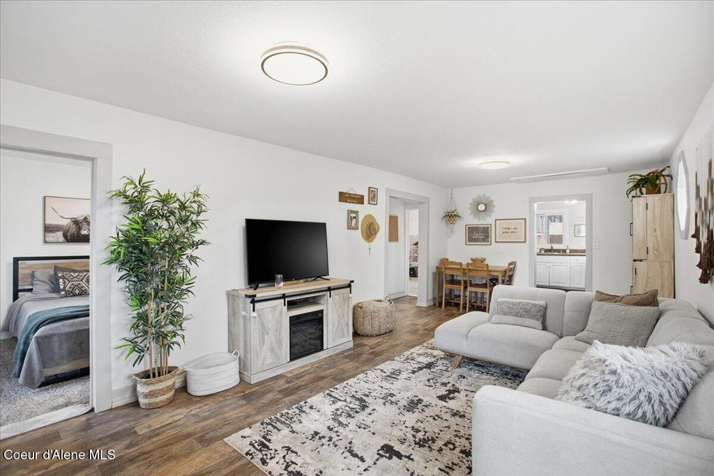 Photo of 1204 Foster Ave, Coeur dAlene, ID 83814 (MLS # 26-1117)