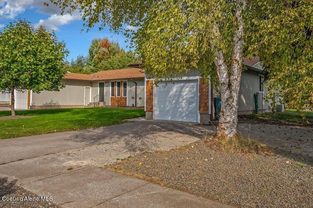 Photo of 3810 N Belmont RD, Coeur dAlene, ID 83815 (MLS # 24-9650)