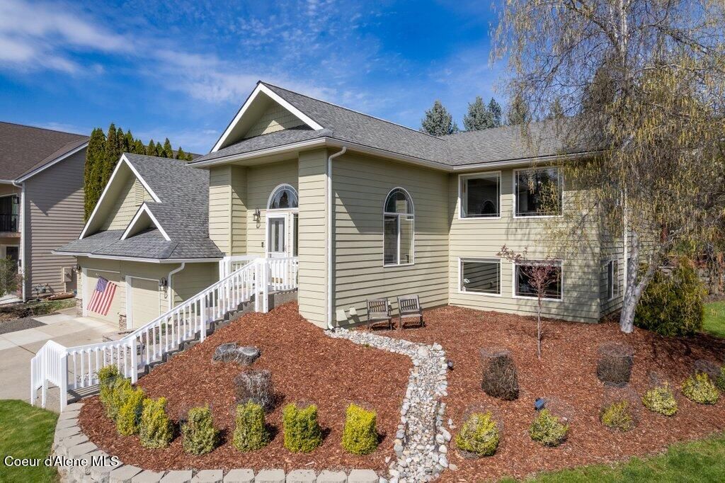 Photo of 7784 Sundance Dr, Coeur dAlene, ID 83815 (MLS # 26-3816)