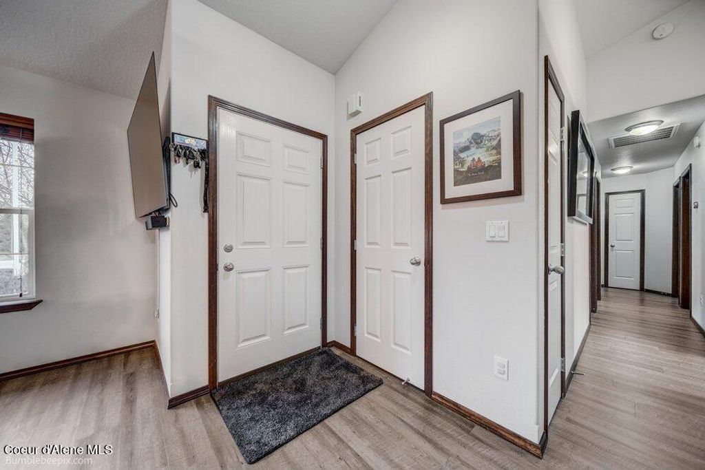 Photo of 3648 White Sands Ln Ln, Post Falls, ID 83854 (MLS # 26-2217)