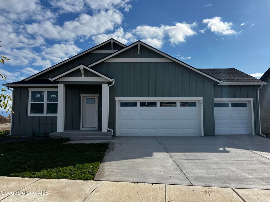 Photo of 3284 Darwin Fox, Post Falls, ID 83854 (MLS # 25-9669)