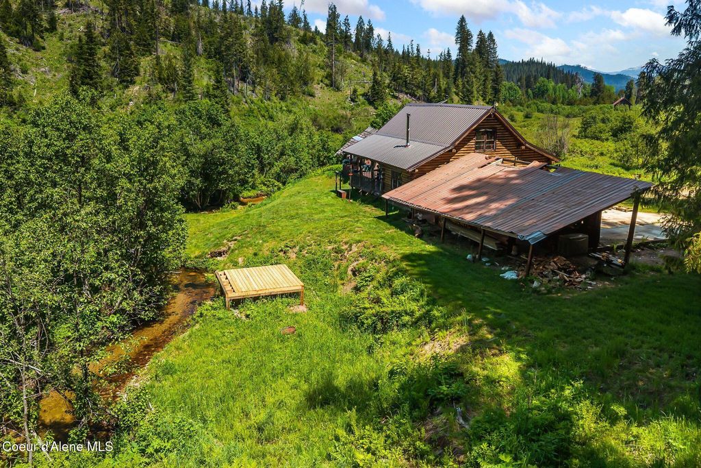 Photo of 2502 Greenhood RD, Priest River, ID 83856 (MLS # 26-5514)