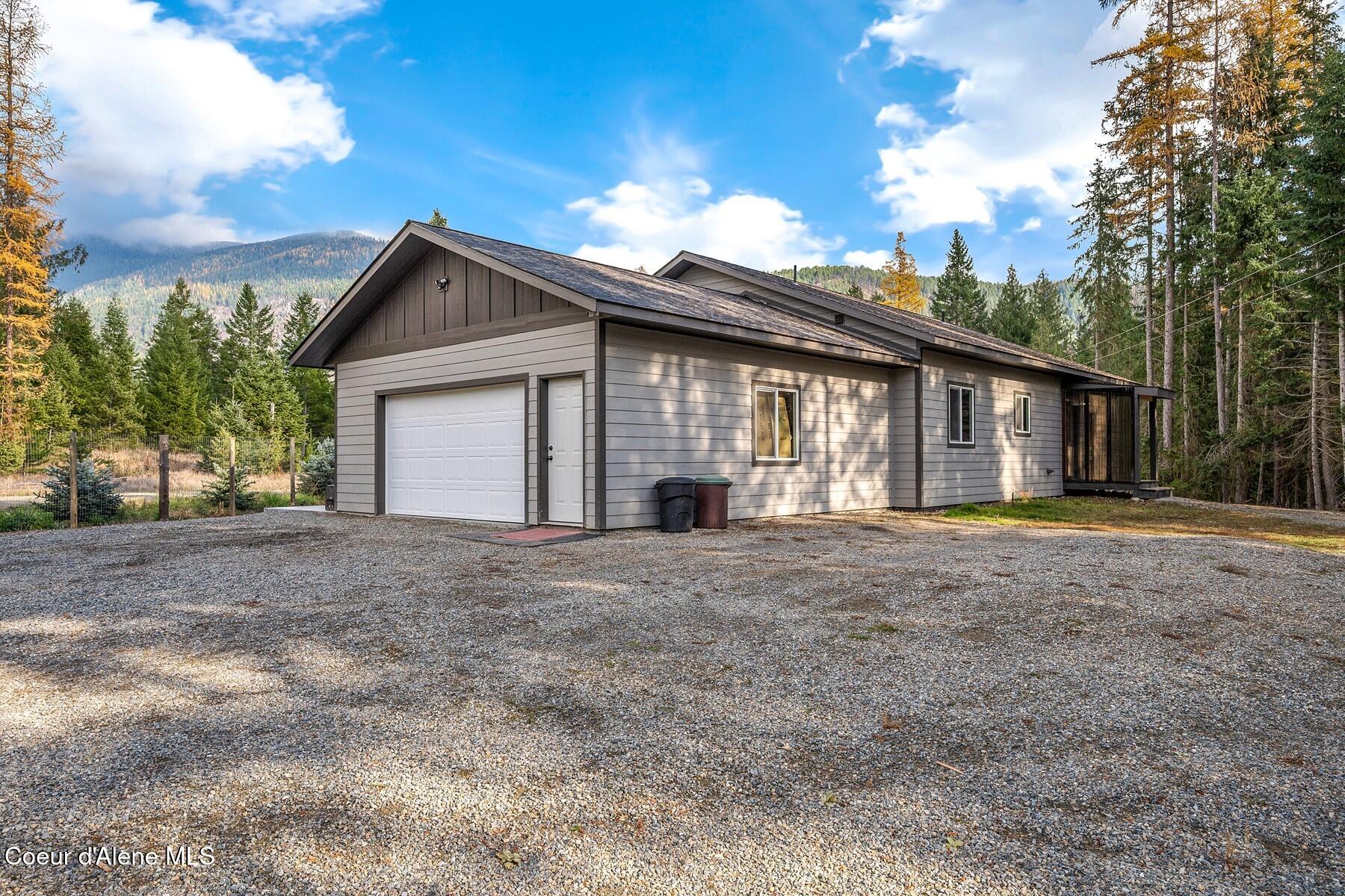 648 Curley Creek, Moyie Springs, Idaho image 1