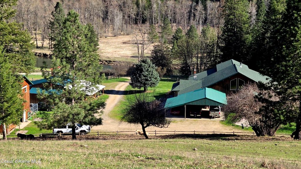 Photo of 3717 St. Maries River Rd. Rd, St. Maries, ID 83861 (MLS # 25-9631)