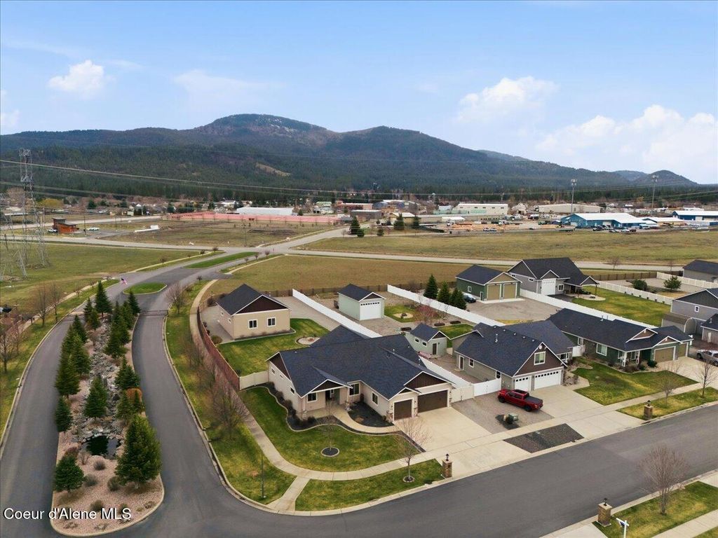 Photo of 15468 Pristine Cir, Rathdrum, ID 83858 (MLS # 26-2532)