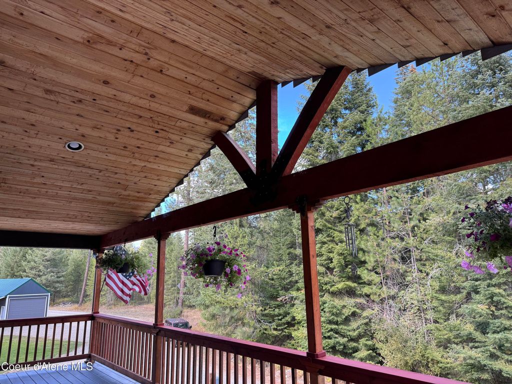 Photo of 4058 Seasons Rd Rd, Rathdrum, ID 83858 (MLS # 25-9926)