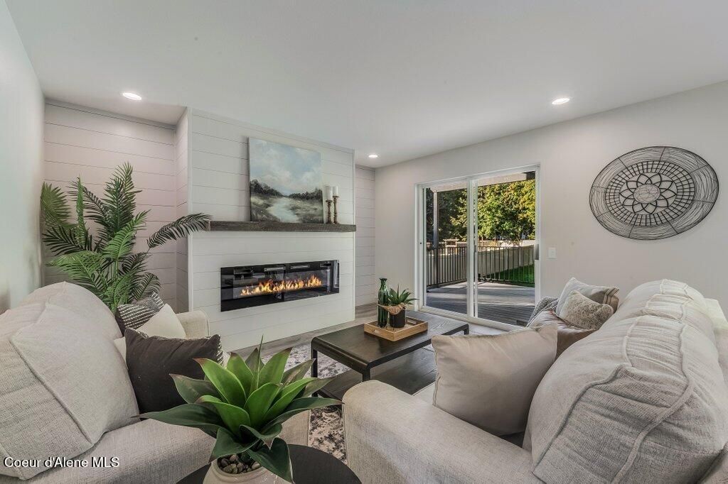 Photo of 3089 LAKE FOREST Forest, Hayden Lake, ID 83835 (MLS # 25-11477)