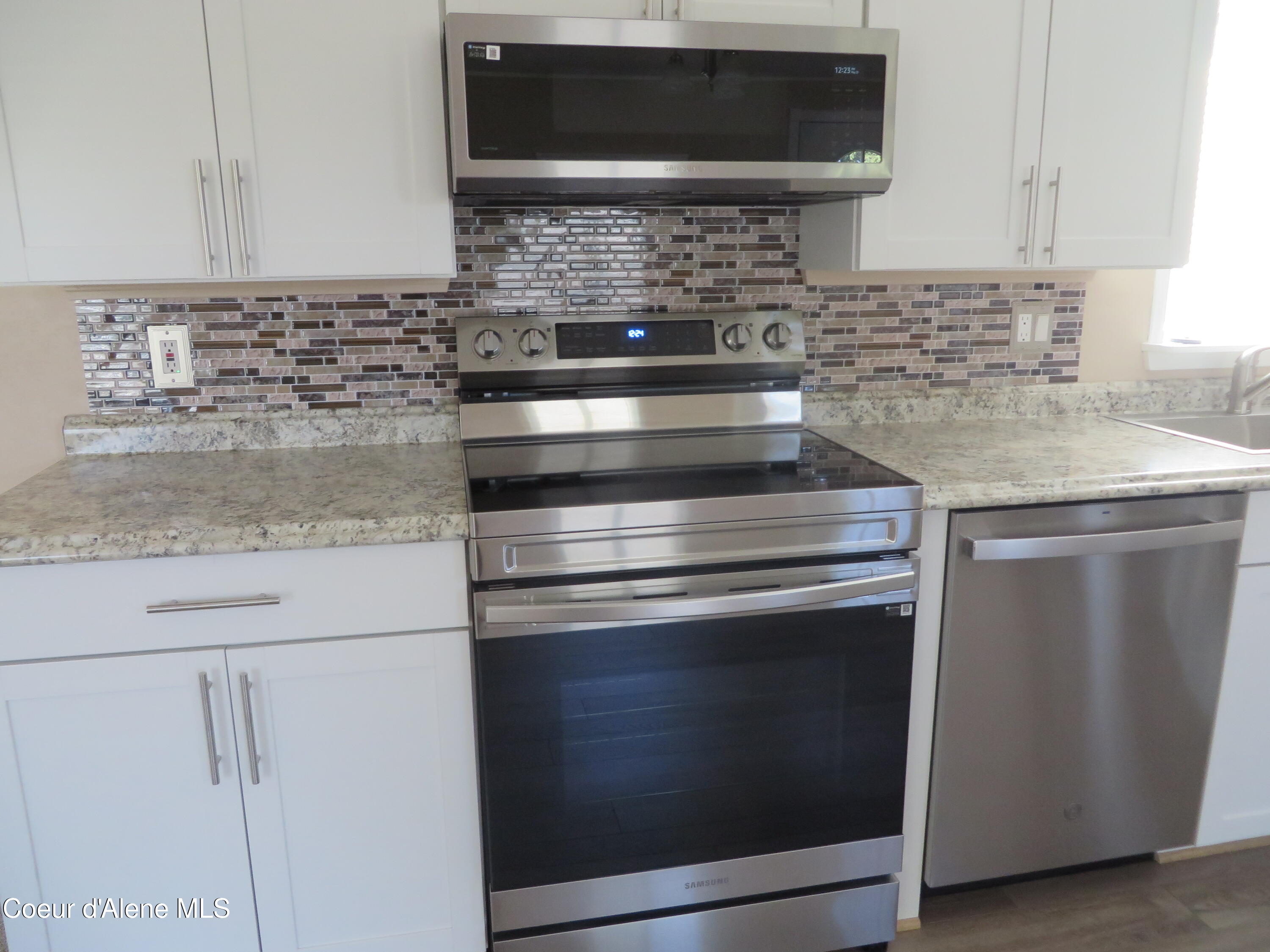 4879 E 16th Ave #19, Post Falls, Alaska image 13