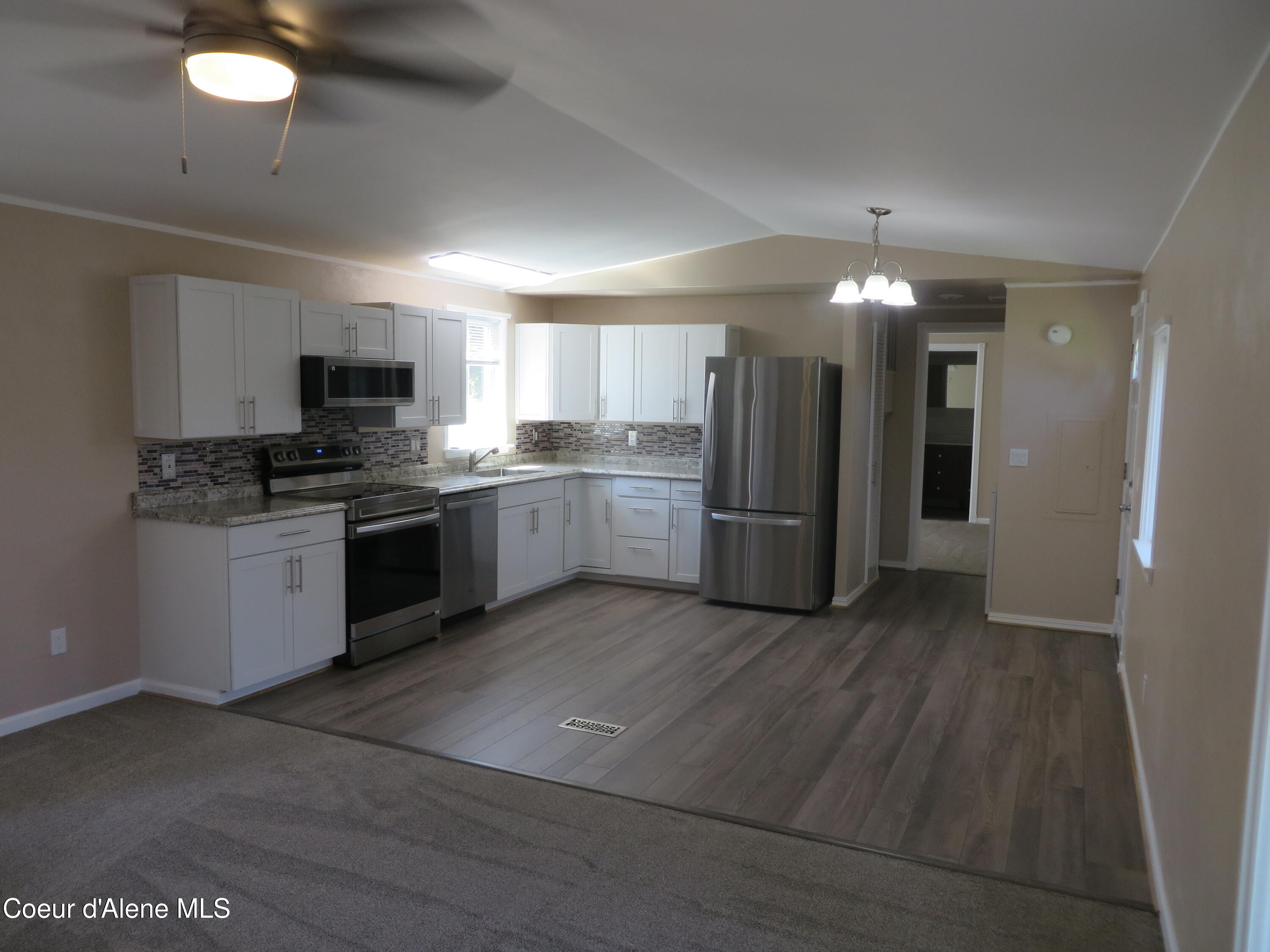 4879 E 16th Ave #19, Post Falls, Alaska image 11