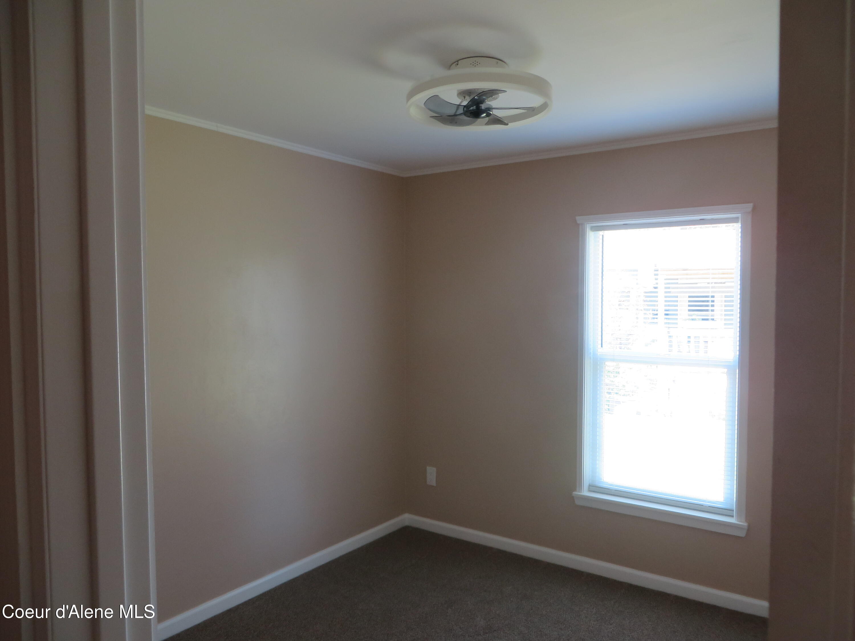 4879 E 16th Ave #19, Post Falls, Alaska image 22
