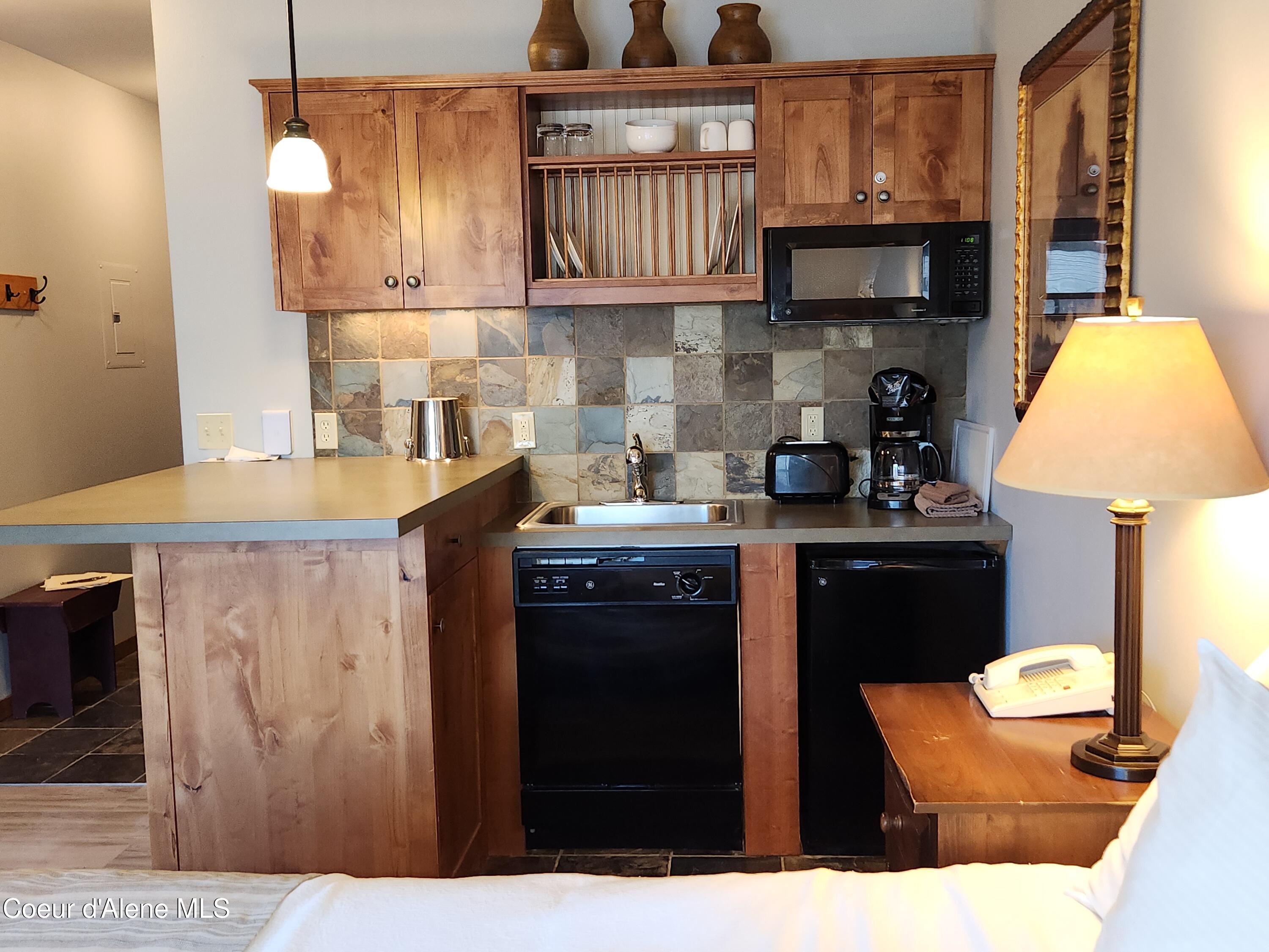 604 Bunker Ave #403, Kellogg, West Virginia image 7