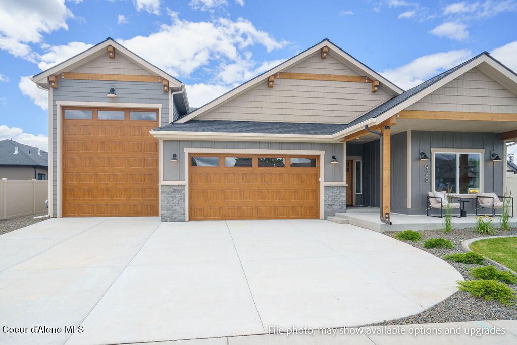 Photo of 926 CORDGRASS Ave, Post Falls, ID 83854 (MLS # 26-1749)