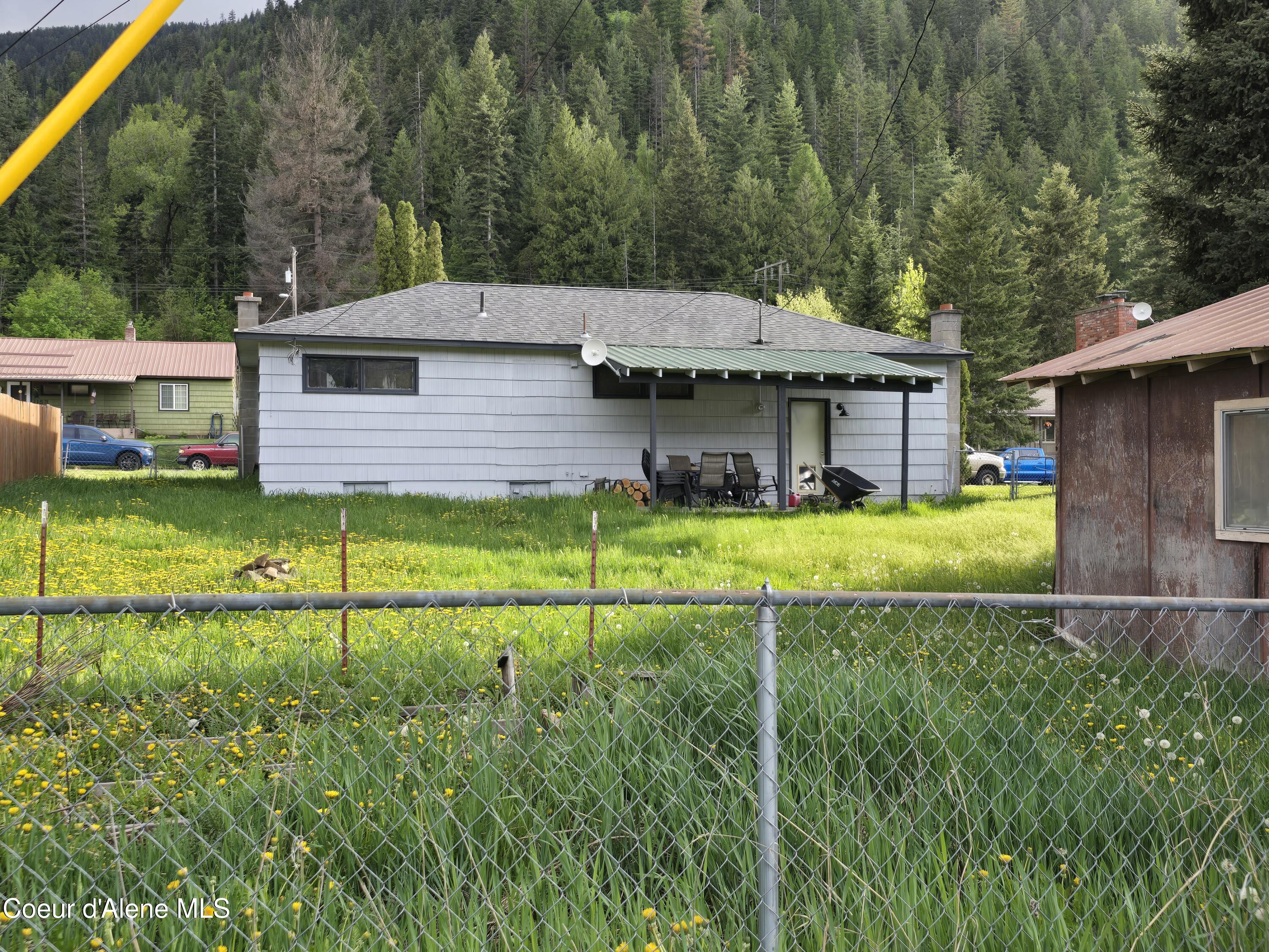 1148 N Larch Ave, Osburn, Alaska image 2