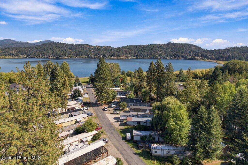 Photo of 11776 Hauser Lake Lake #SPC 11, Hauser, ID 83854 (MLS # 26-9590)