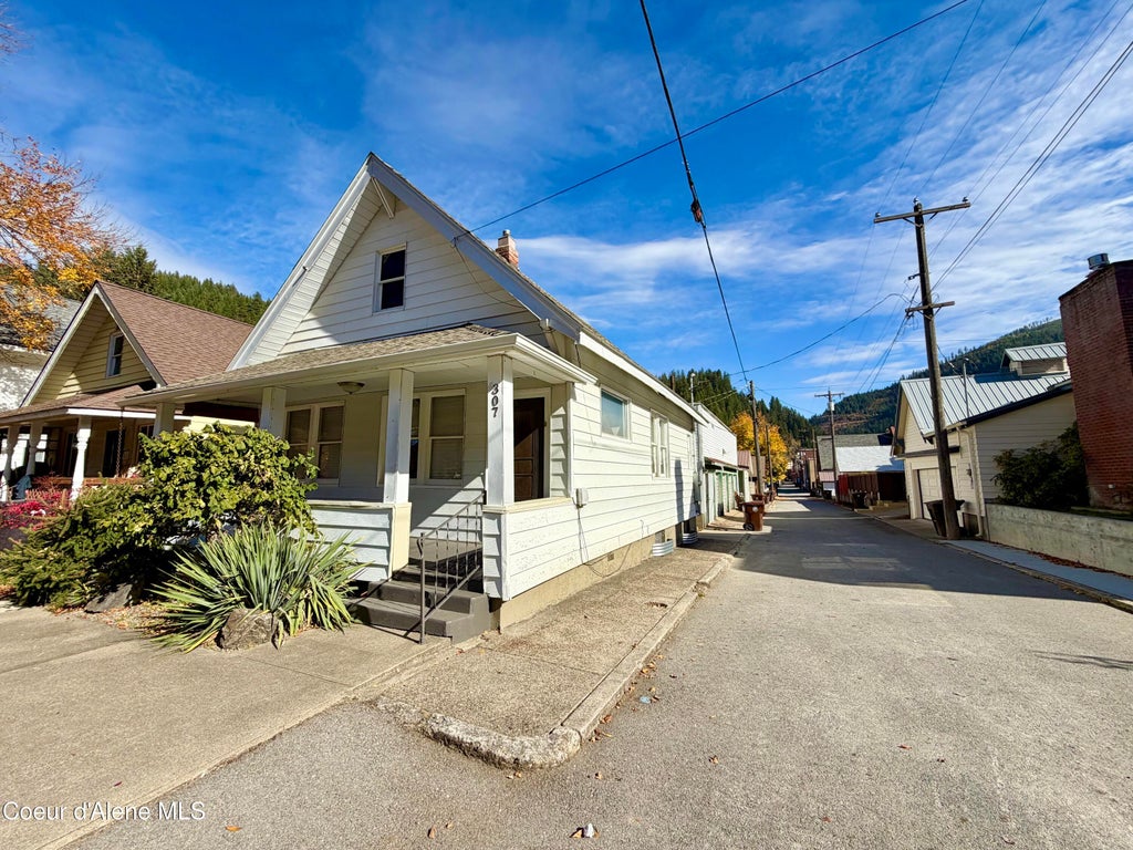 Photo of 307 3rd ST, Wallace, ID 83873 (MLS # 26-10220)