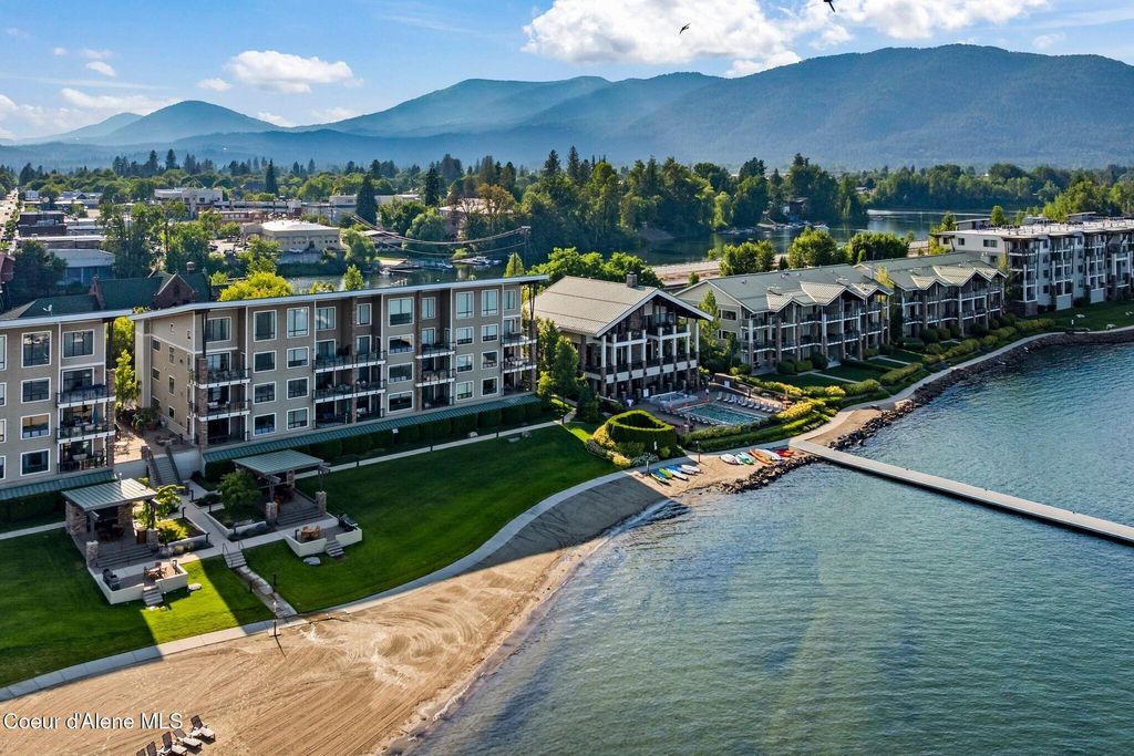 Photo of 412 Sandpoint Ave Ave #231, Sandpoint, ID 83864 (MLS # 25-6739)