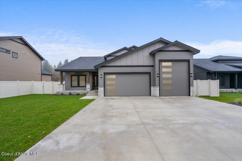 Photo of 9337 Secretariat Ln, Hayden, ID 83835 (MLS # 26-3184)