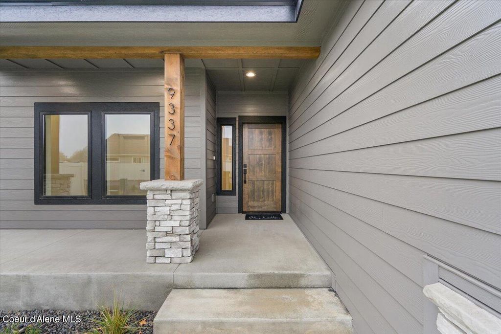 Photo of 9337 Secretariat Ln, Hayden, ID 83835 (MLS # 26-3184)