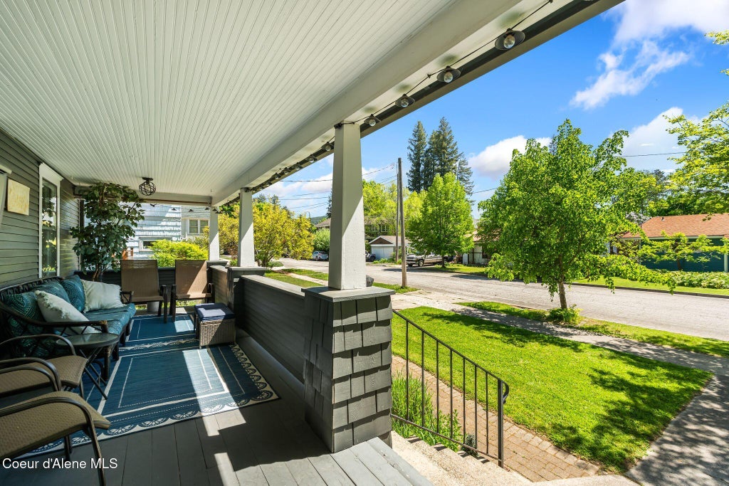 Photo of 536 Erie St, Sandpoint, ID 83864 (MLS # 26-6309)
