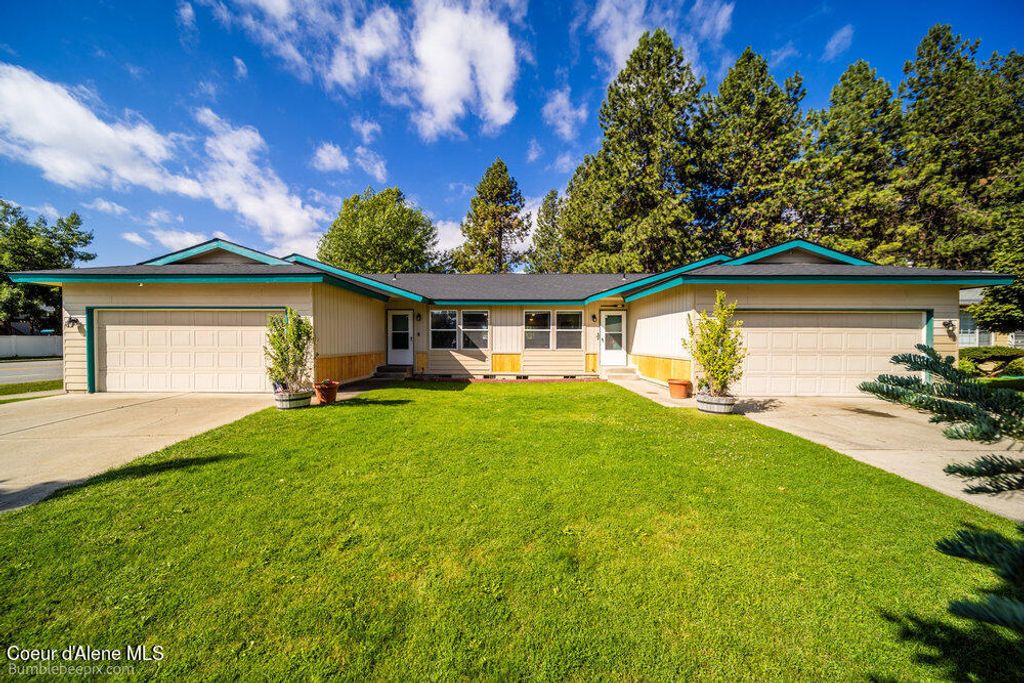 Photo of 5705/5703 N Kayla Ct, Coeur dAlene, ID 83815 (MLS # 24-9237)