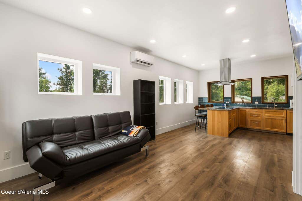 Photo of 905 Pine ST, Sandpoint, ID 83864 (MLS # 26-8145)