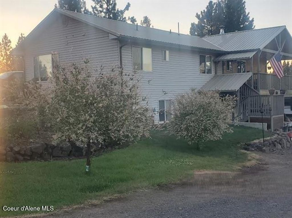 Photo of 110 Liberty Ln, Kamiah, ID 83536 (MLS # 26-1428)