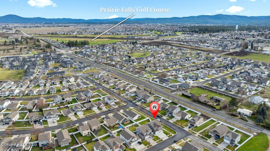 Photo of 8072 SCOTSWORTH St, Post Falls, ID 83854 (MLS # 25-11495)