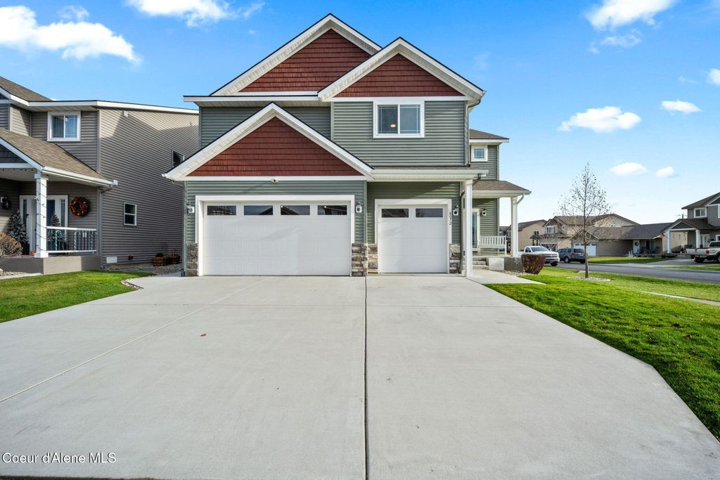 Photo of 8072 SCOTSWORTH St, Post Falls, ID 83854 (MLS # 25-11495)