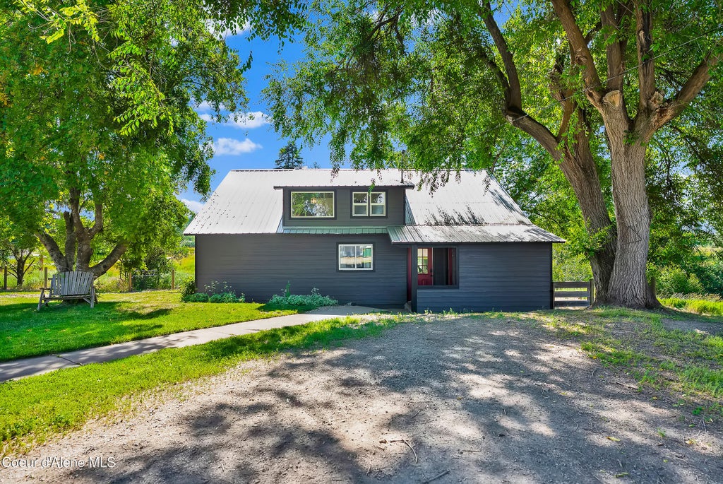 Photo of 256 Roosevelt Rd, Bonners Ferry, ID 83805 (MLS # 26-6762)