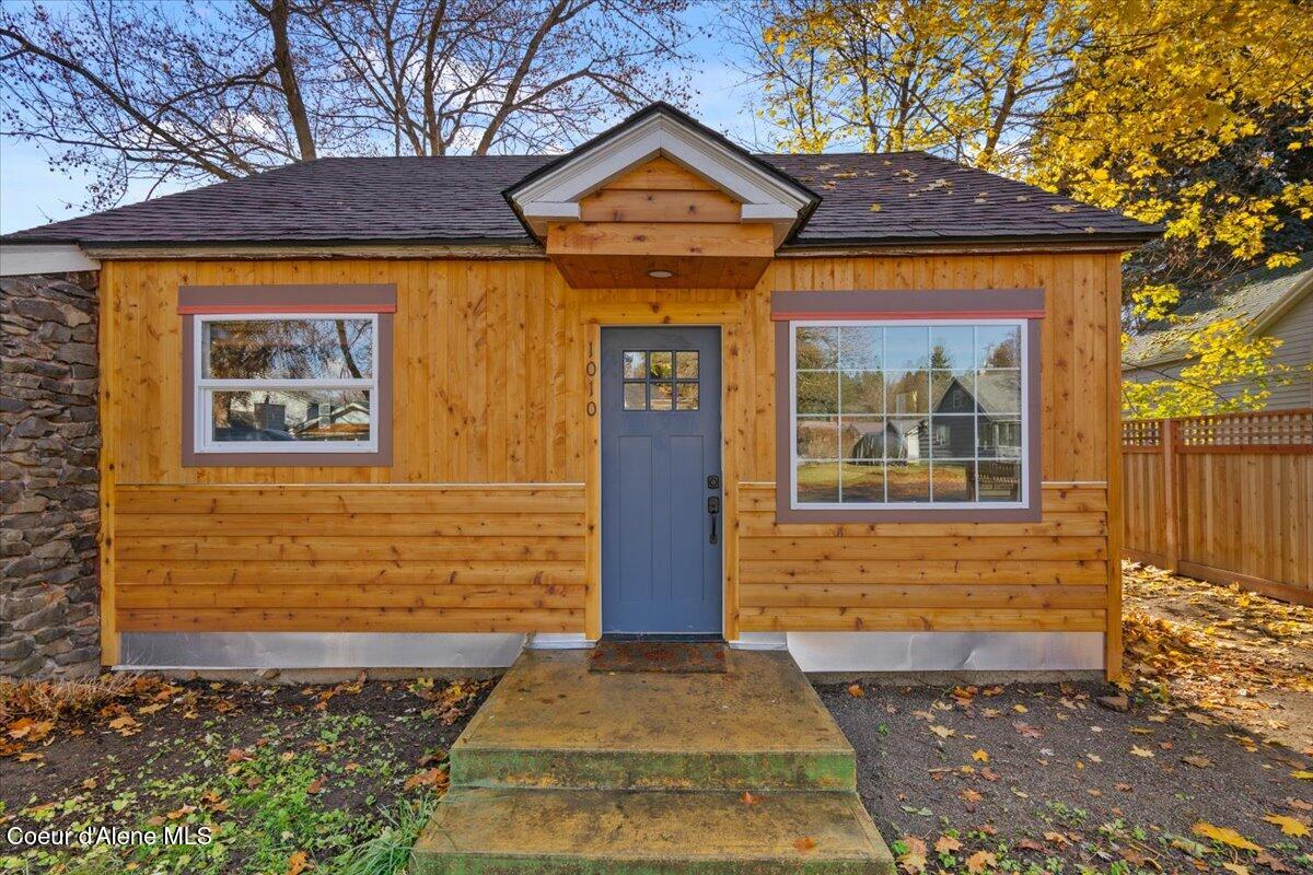 1010 ST MARIES